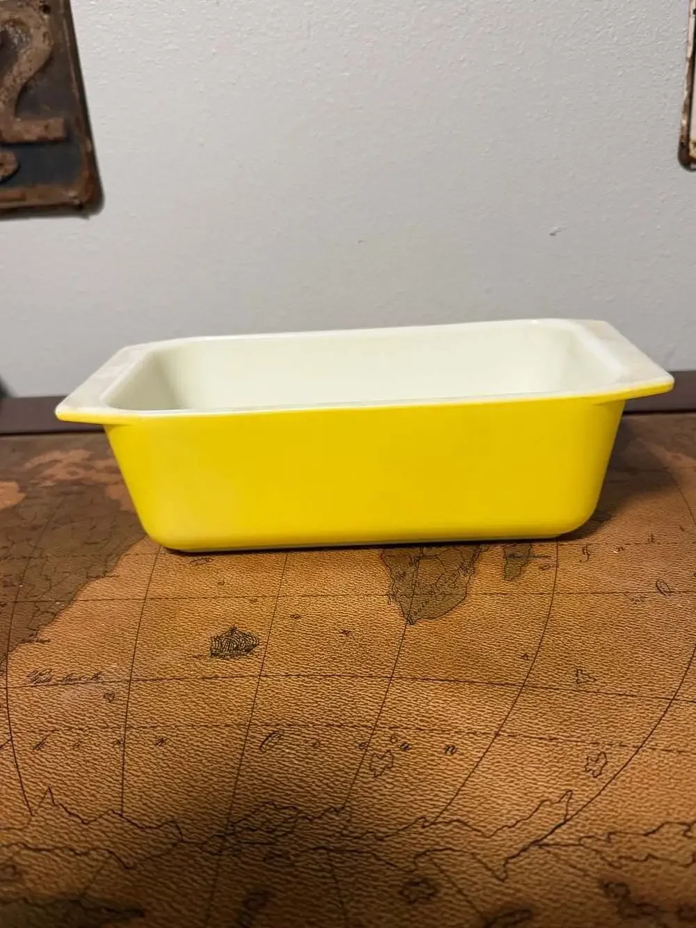 Vintage Pyrex 913 Yellow Loaf Baking Pan